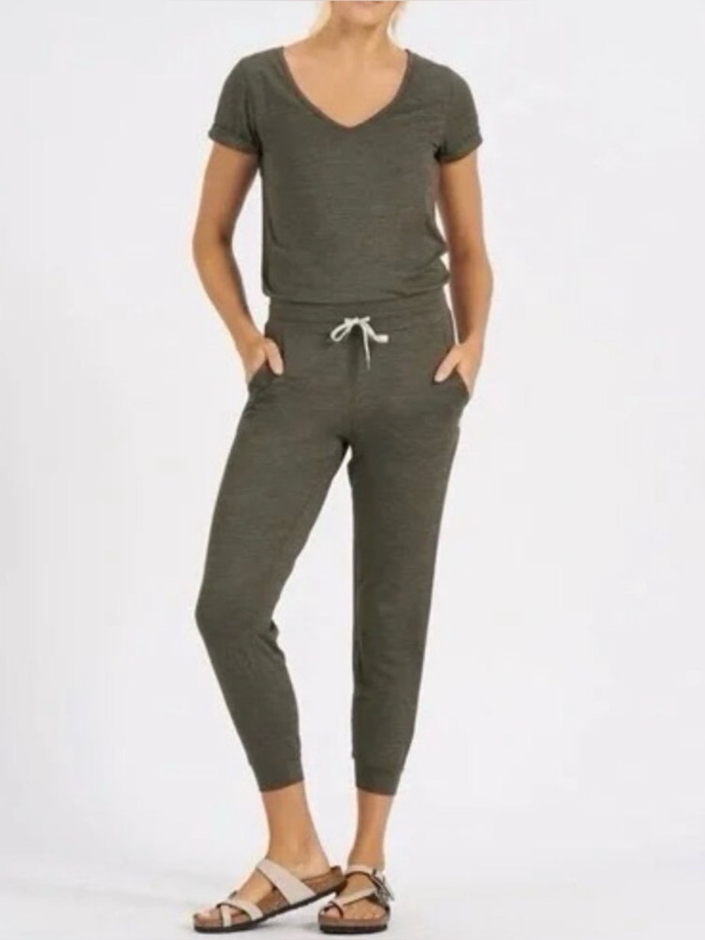Vuori All Day Jumpsuit Heathered Green Small